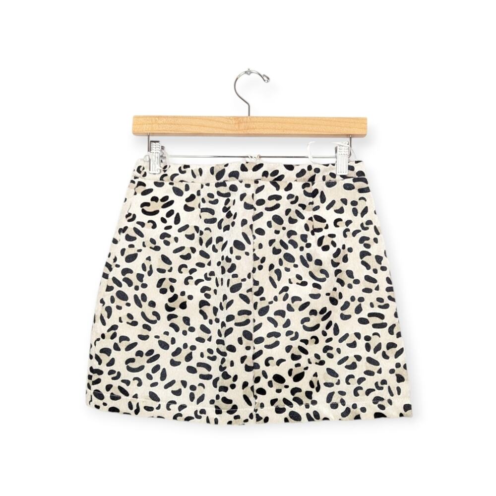 NWT Feline Good Snow Leopard Mini Skirt Size S - Picture 2 of 6